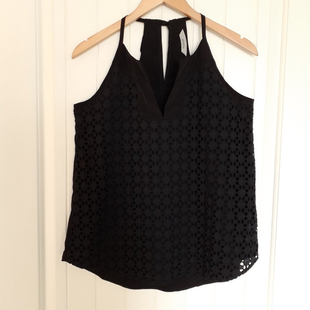 Athleta Eyelet Dunes Tank in Black Size S